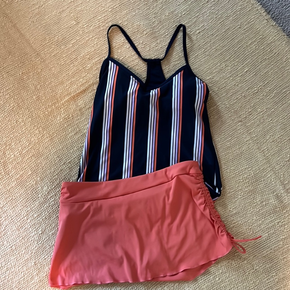 Carve Tankini. Size medium